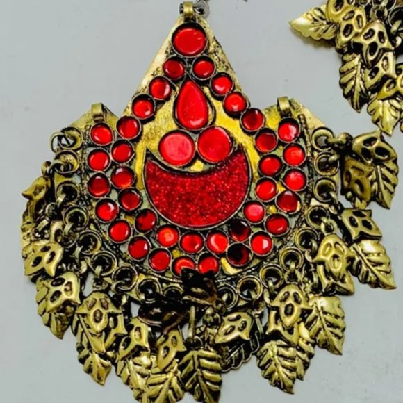 Handmade Afghan Kuchi Earrings: Red Glass Boho Jewelry - Picture 12 of 12